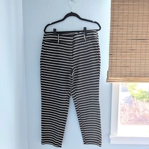 Ann Taylor LOFT NWT Black and White Riveria Pants, Size 12